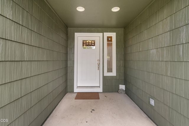 907 Worchester Drive, Medford, OR 97501