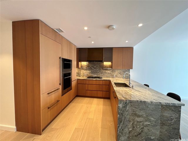 1100 Ala Moana Boulevard 3307, Honolulu, HI 96814