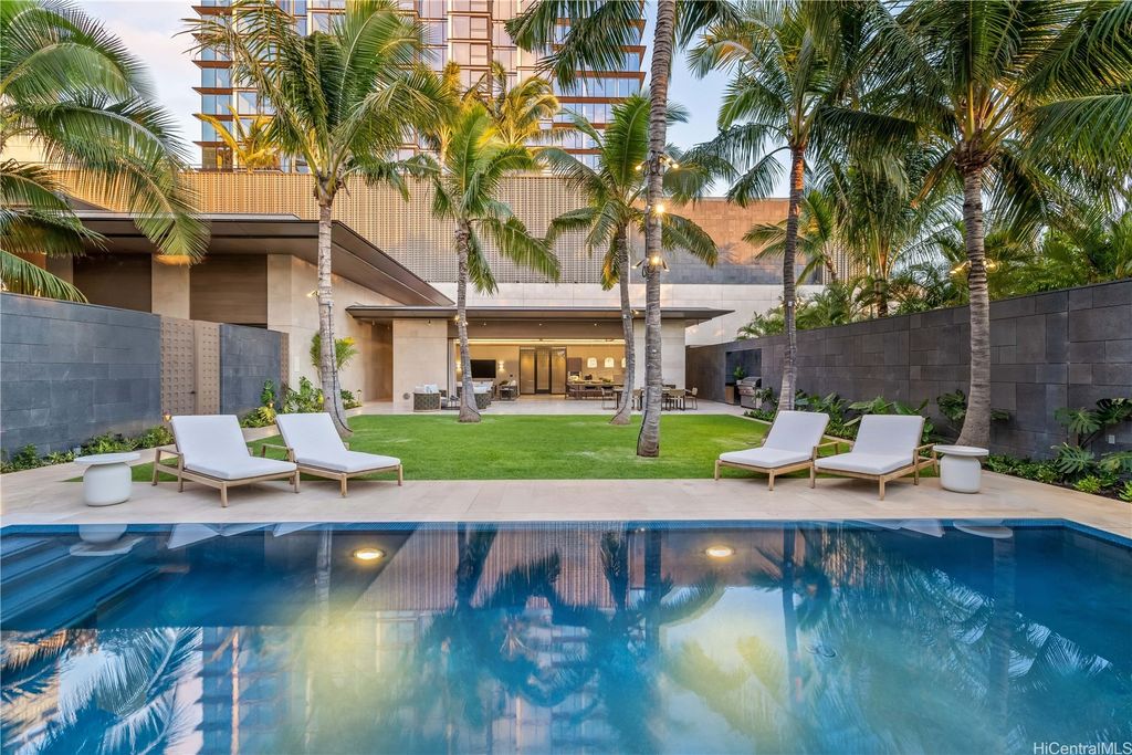 1100 Ala Moana Boulevard 3307, Honolulu, HI 96814