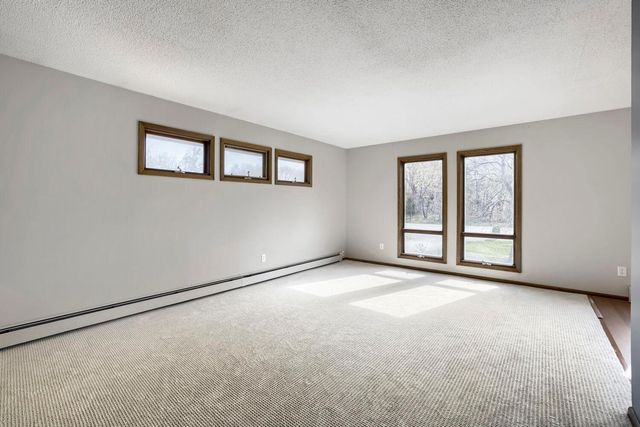 17012 Lexington Avenue NE, Andover, MN 55304