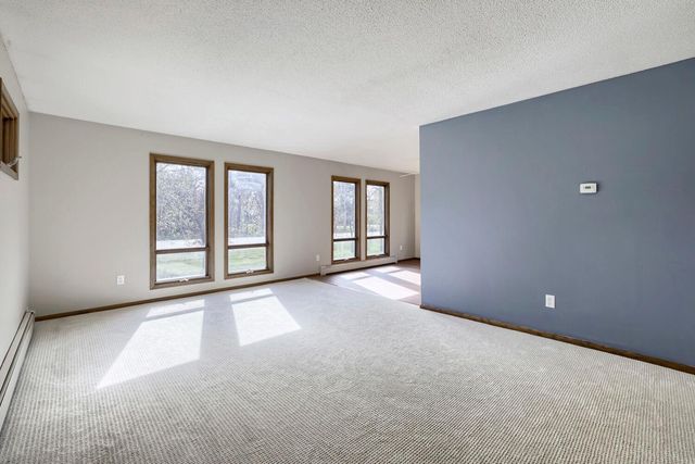 17012 Lexington Avenue NE, Andover, MN 55304