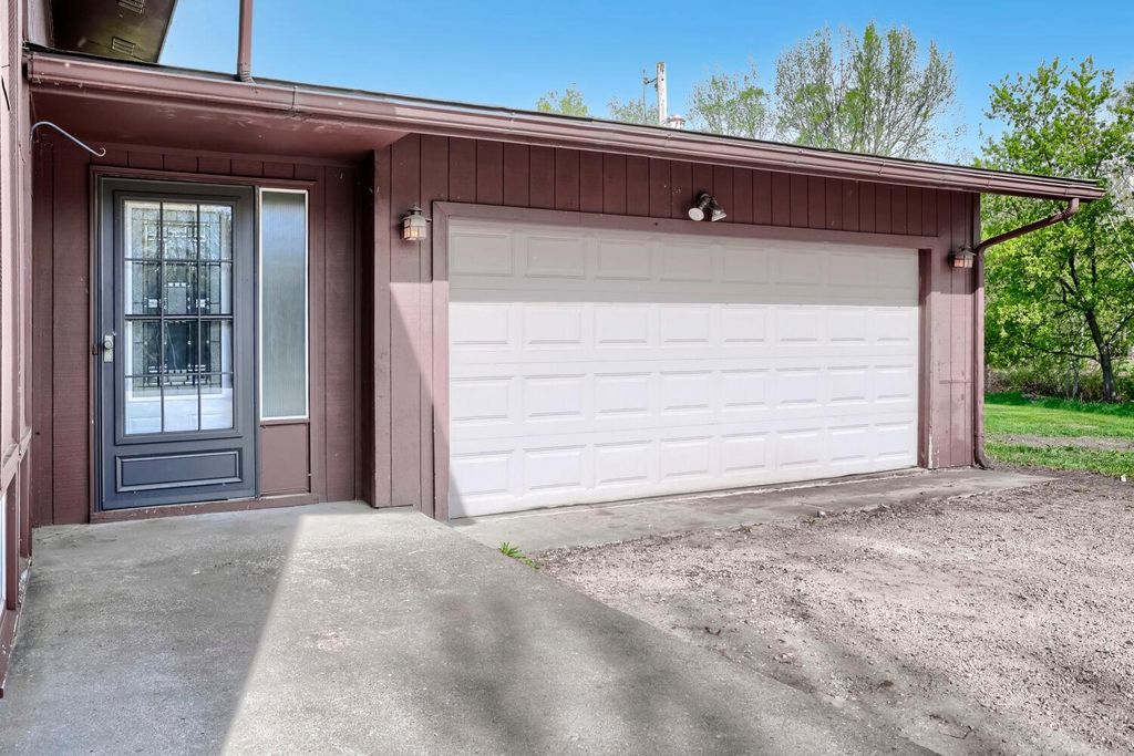 17012 Lexington Avenue NE, Andover, MN 55304