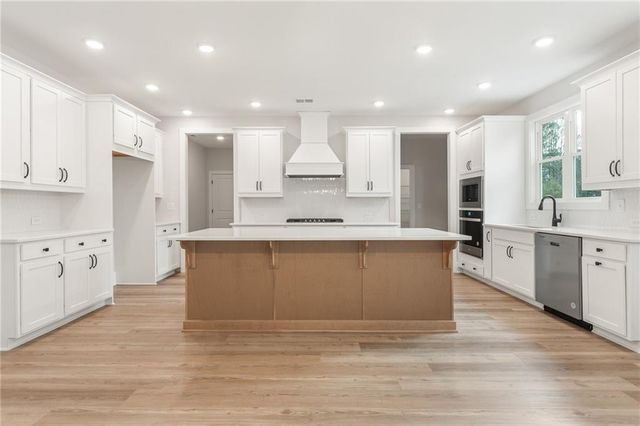 1101 Tillery Lane SW, Marietta, GA 30064