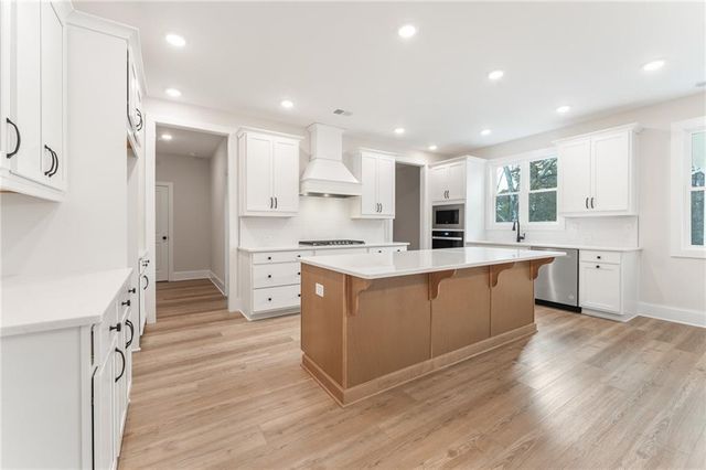 1101 Tillery Lane SW, Marietta, GA 30064