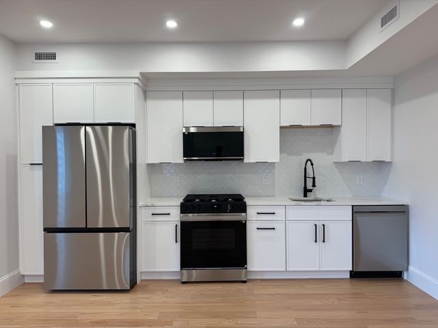 531 Bennington 2, Boston, MA 02128