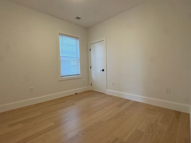 531 Bennington 2, Boston, MA 02128