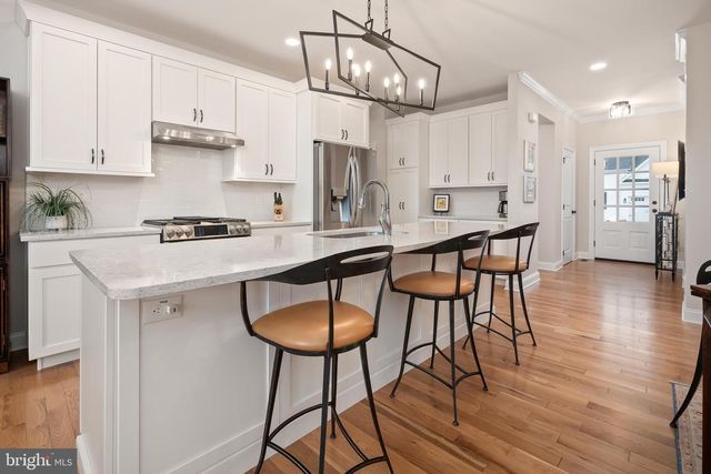 4459 OLD SAUCON RD, Bethlehem, PA 18015