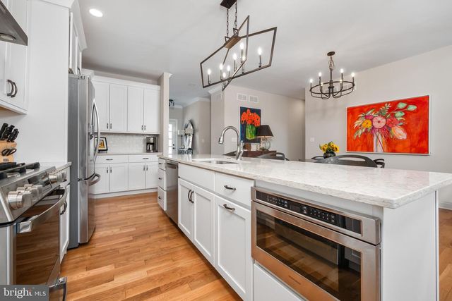 4459 OLD SAUCON RD, Bethlehem, PA 18015