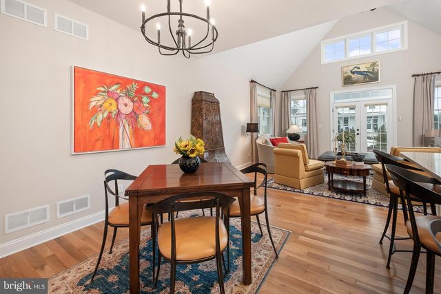 4459 OLD SAUCON RD, Bethlehem, PA 18015