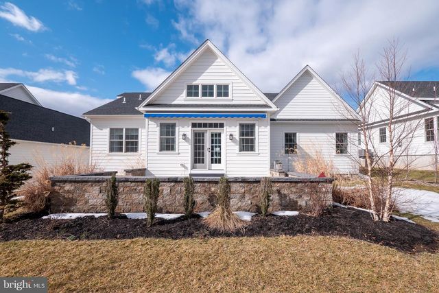 4459 OLD SAUCON RD, Bethlehem, PA 18015