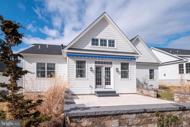 4459 OLD SAUCON RD, Bethlehem, PA 18015