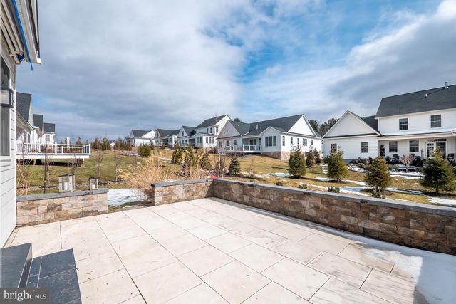 4459 OLD SAUCON RD, Bethlehem, PA 18015