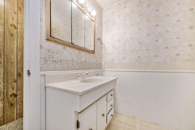 2133 HAMILTON Street, Pampa, TX 79065