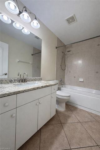 2310 NE 8th PL, Cape Coral, FL 33909