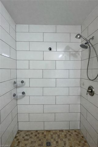 2310 NE 8th PL, Cape Coral, FL 33909