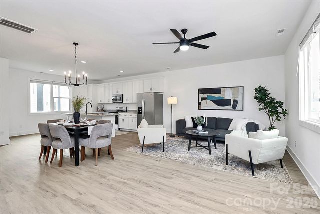 212 Nelson Avenue, Charlotte, NC 28216