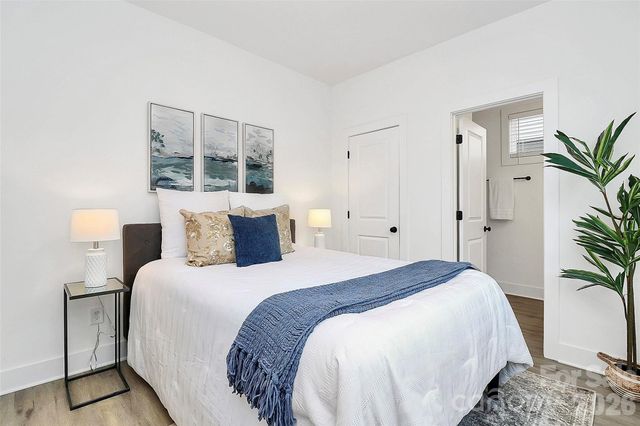 212 Nelson Avenue, Charlotte, NC 28216