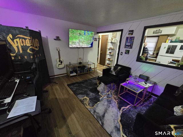 880 First Avenue, West Haven, CT 06516