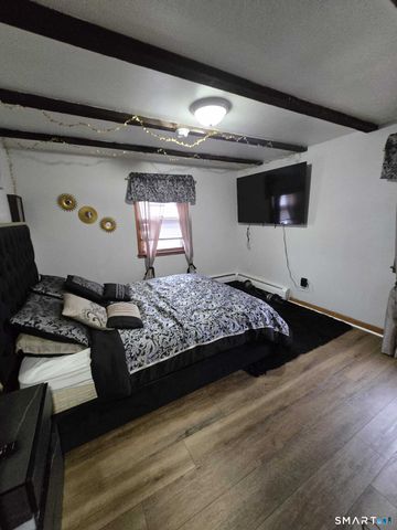 880 First Avenue, West Haven, CT 06516