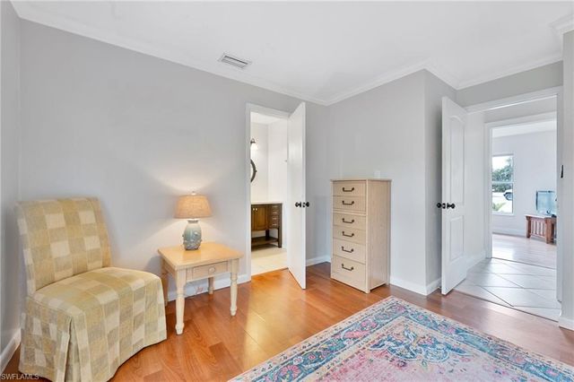 1723 Camelia LN, Naples, FL 34105