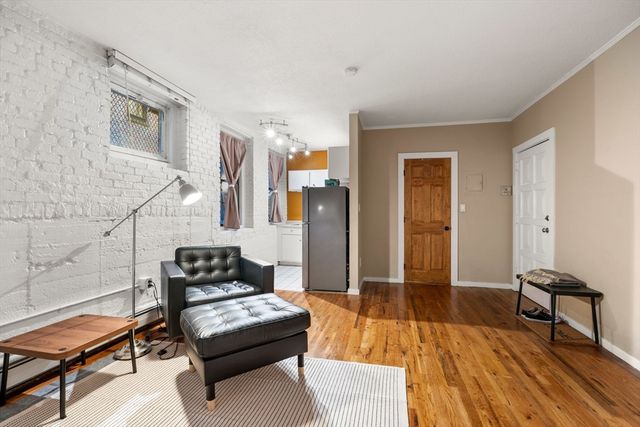 19 Fayette St 1, Boston, MA 02116