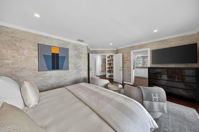 1605 SE 9th Street, Fort Lauderdale, FL 33316