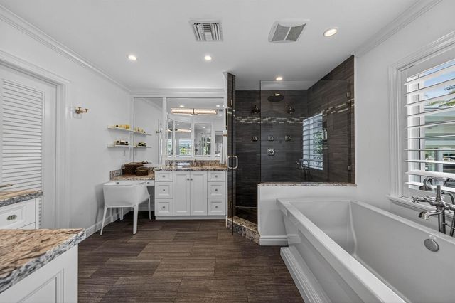1605 SE 9th Street, Fort Lauderdale, FL 33316