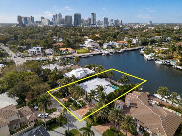 1605 SE 9th Street, Fort Lauderdale, FL 33316