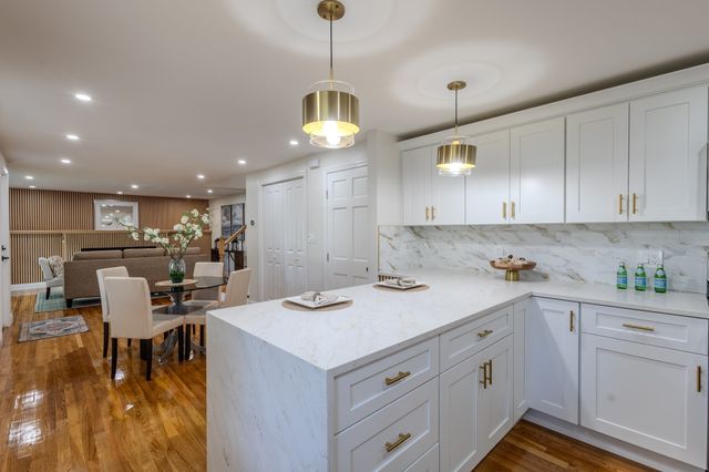 308 Laurel St, Bridgewater, MA 02324