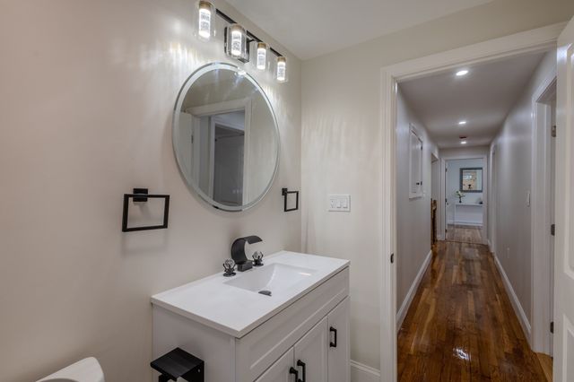 308 Laurel St, Bridgewater, MA 02324