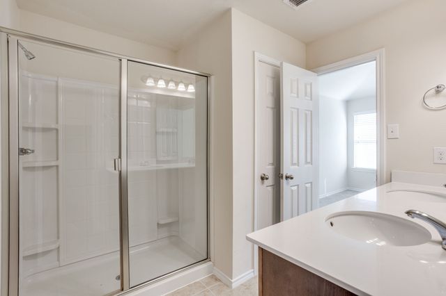 209 Balcones Drive, Fort Worth, TX 76108