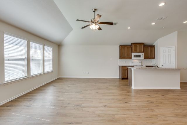 209 Balcones Drive, Fort Worth, TX 76108