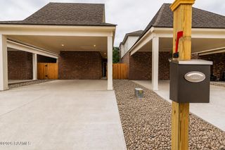 111 Millie Drive, Lafayette, LA 70506