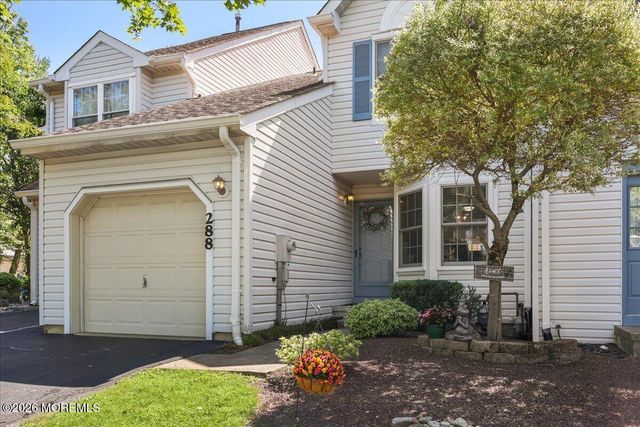 288 Century Way, Manalapan, NJ 07726