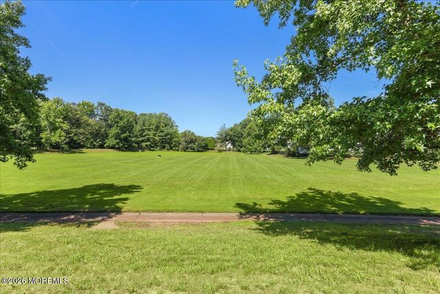 288 Century Way, Manalapan, NJ 07726