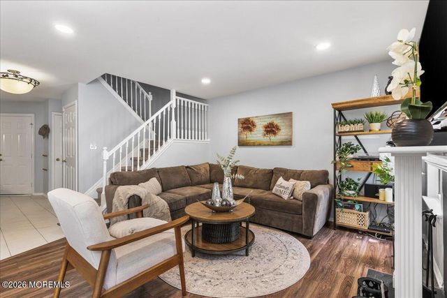 288 Century Way, Manalapan, NJ 07726