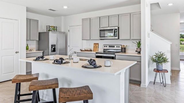 9887 BRAVE BUCK AVENUE, Land O Lakes, FL 34638