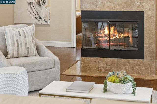 50 Vista Ln, Alamo, CA 94507