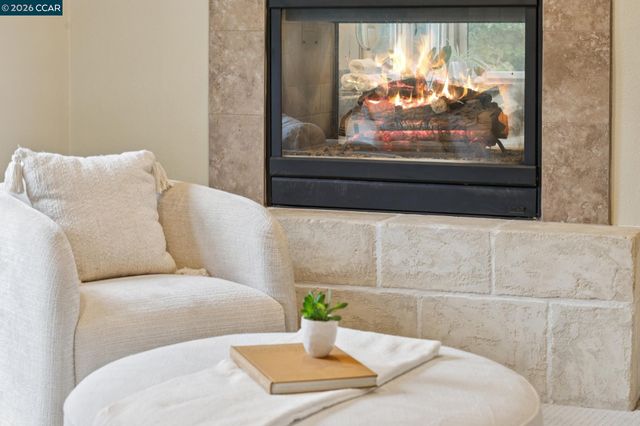 50 Vista Ln, Alamo, CA 94507