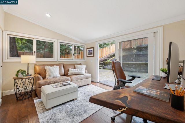 50 Vista Ln, Alamo, CA 94507