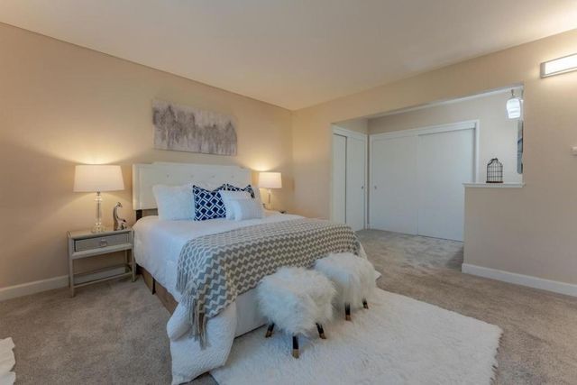 3049 Los Prados Street 223, San Mateo, CA 94403