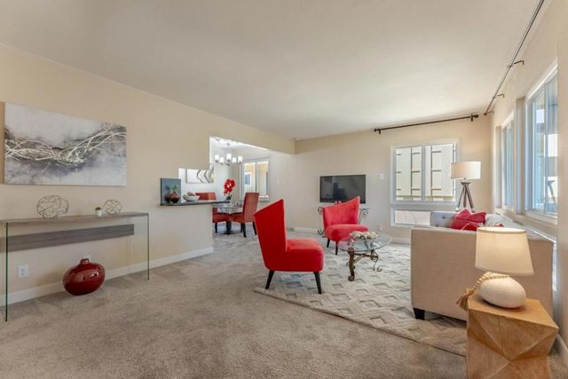3049 Los Prados Street 223, San Mateo, CA 94403