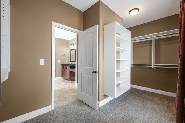 995 Terraceside Cir, Clarksville, TN 37040