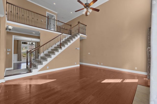 995 Terraceside Cir, Clarksville, TN 37040