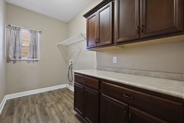 995 Terraceside Cir, Clarksville, TN 37040