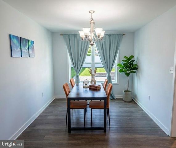 123 HANK AARON RD, Berkeley Springs, WV 25411