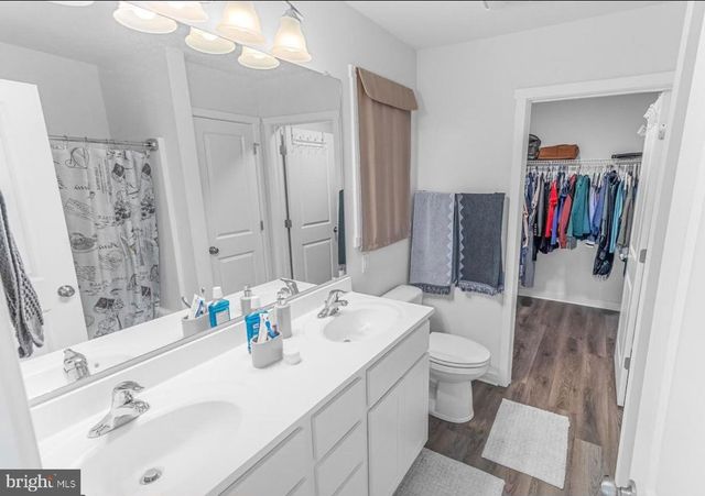 123 HANK AARON RD, Berkeley Springs, WV 25411