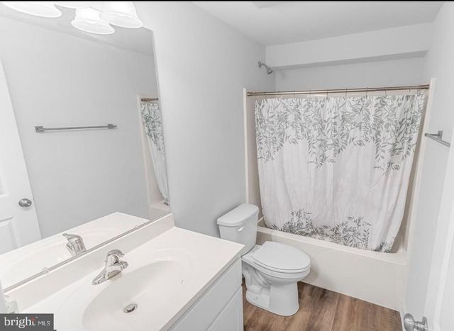 123 HANK AARON RD, Berkeley Springs, WV 25411