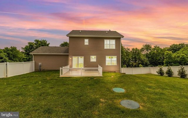 123 HANK AARON RD, Berkeley Springs, WV 25411
