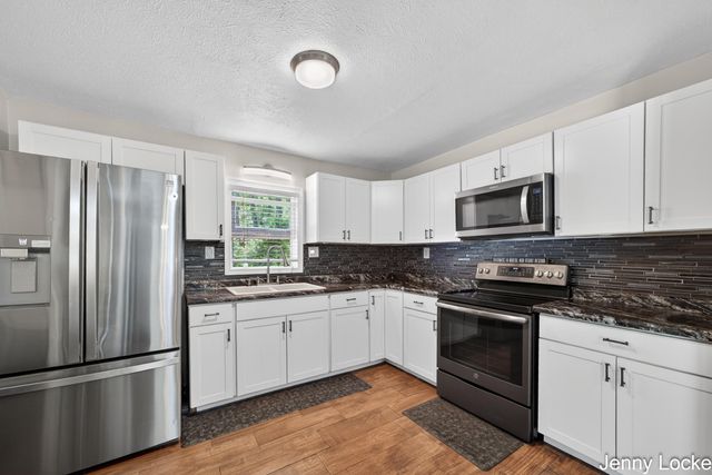 588 N Mill Iron Road, Muskegon Twp, MI 49442